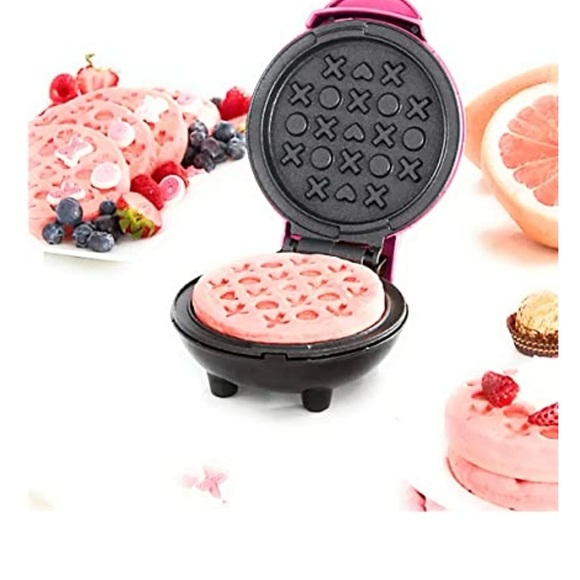 Dash Mini Waffle Maker X and 💕 - Picture 2 of 4